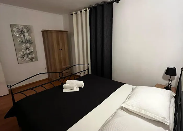 Nada Apartmán Biograd Na Moru
